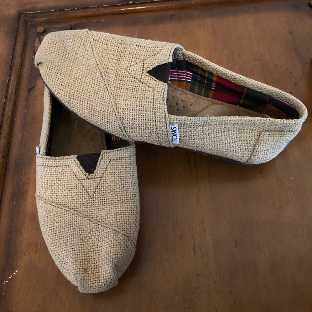 Burlap women’s Toms